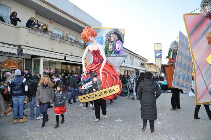 Ingrandisci la foto